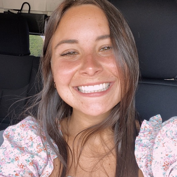 Meet your Posher, Allie - Picture 6 of 6